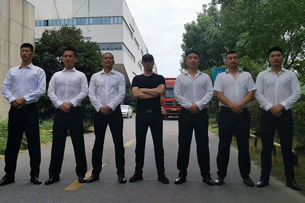 執(zhí)法隊(duì)員繳獲毒品后家人遭騷擾，欲雇保鏢保護(hù)家人