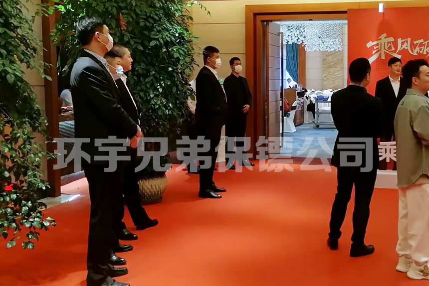 明星藝人出席活動(dòng)為什么都喜歡雇傭保鏢？